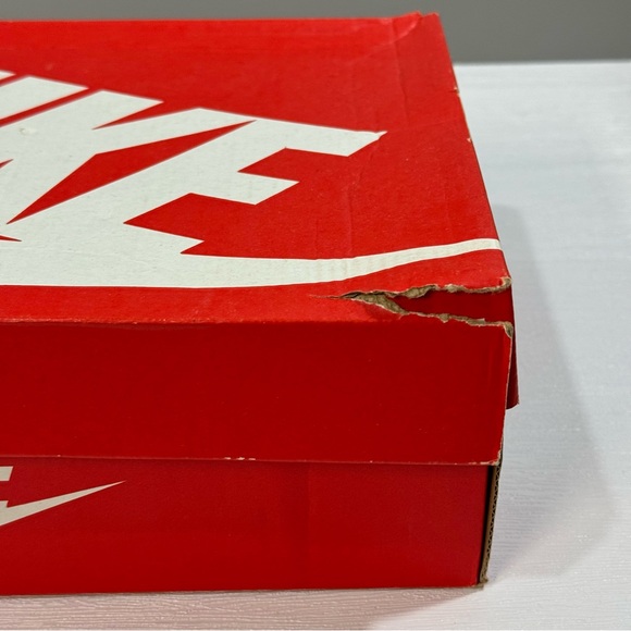 Nike Dunk Low “Dark Driftwood” Womens size 9.5W/8M Brand New with Box! - Picture 9 of 10